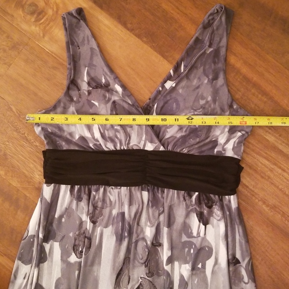 Wanna V gray Maxi dress - Large - Picture 4 of 5